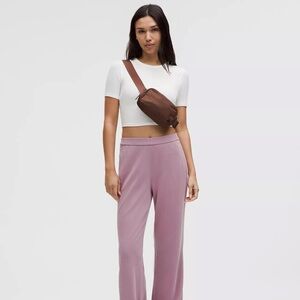 Lululemon Everywhere Belt Bag 1L- Lava Cake